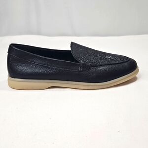 Tahari Black Leather Loafers Size 6